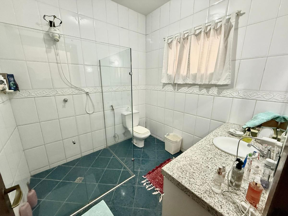Casa, Liberdade, 5 Quartos, 4 Vagas, 2 Suítes