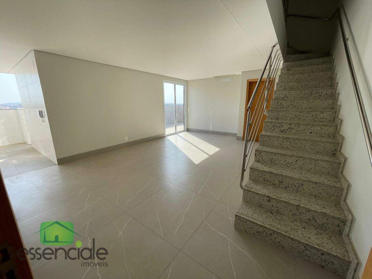 Cobertura, Fonte Grande, 3 Quartos, 2 Vagas, 1 Suíte