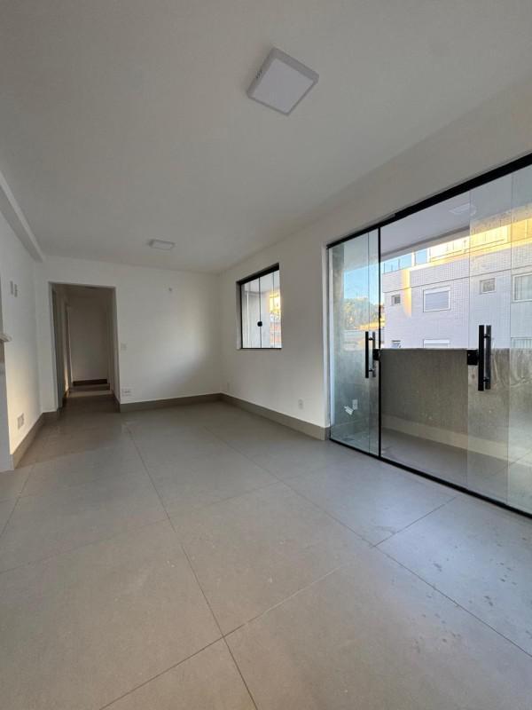 Apartamento, Sagrada Família, 3 Quartos, 2 Vagas, 1 Suíte