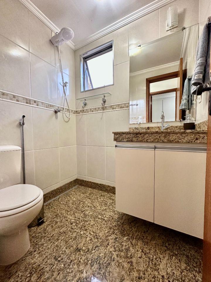 Apartamento, Sagrada Família, 3 Quartos, 2 Vagas, 1 Suíte