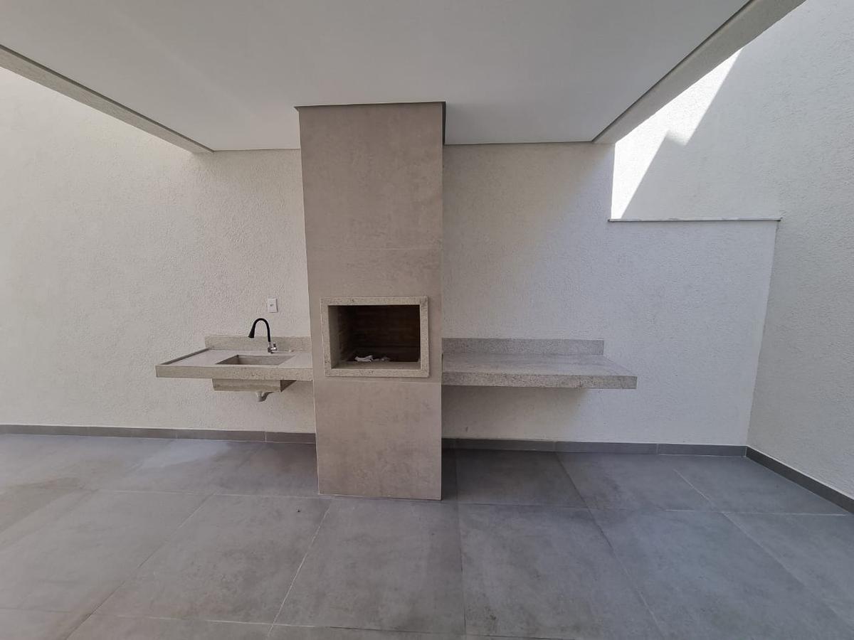 Casa, Planalto, 3 Quartos, 2 Vagas, 1 Suíte