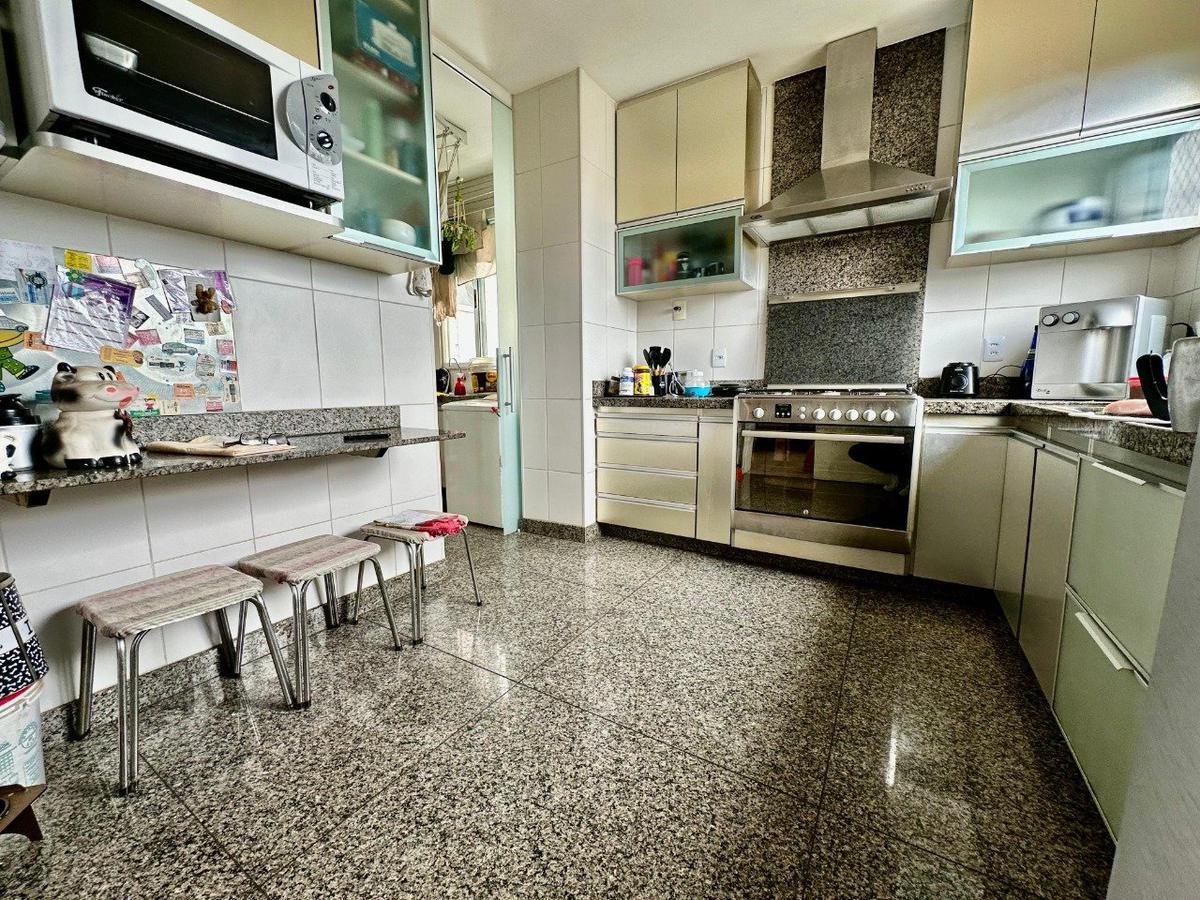 Apartamento, São José, 3 Quartos, 3 Vagas, 2 Suítes