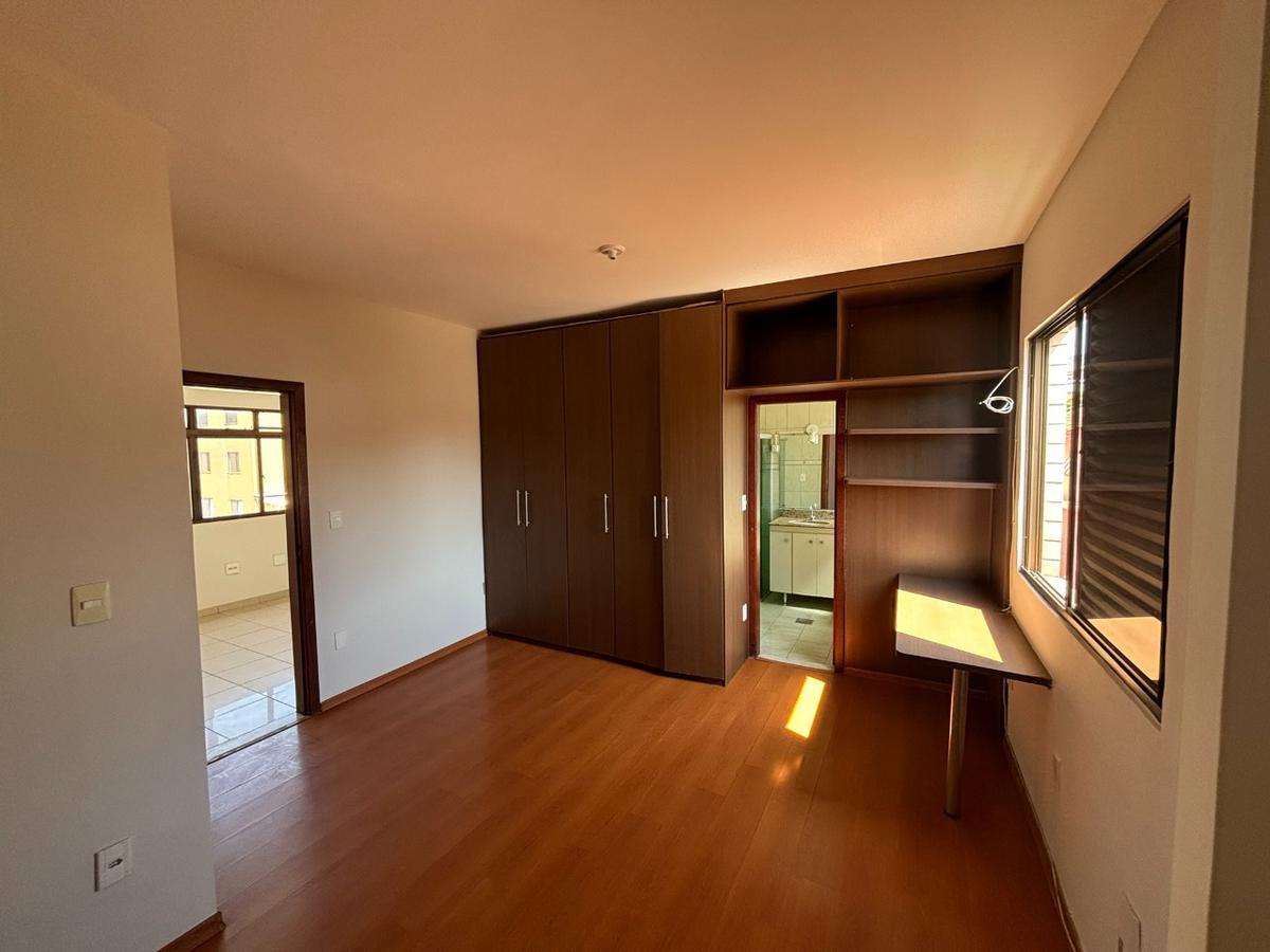 Cobertura, São Luiz (pampulha), 4 Quartos, 2 Vagas, 2 Suítes
