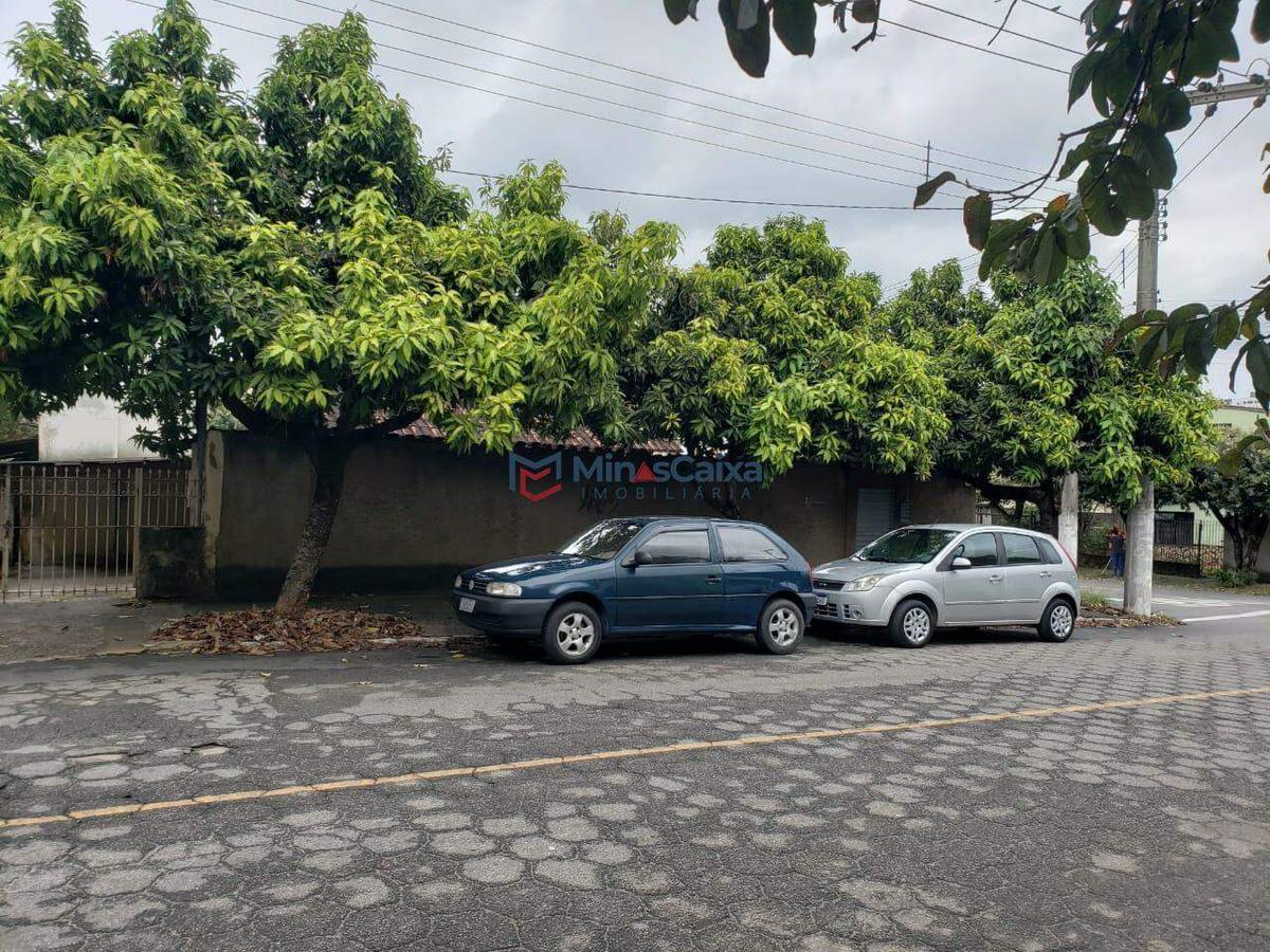 Lote, Quitandinha, 0 Quarto, 2 Vagas