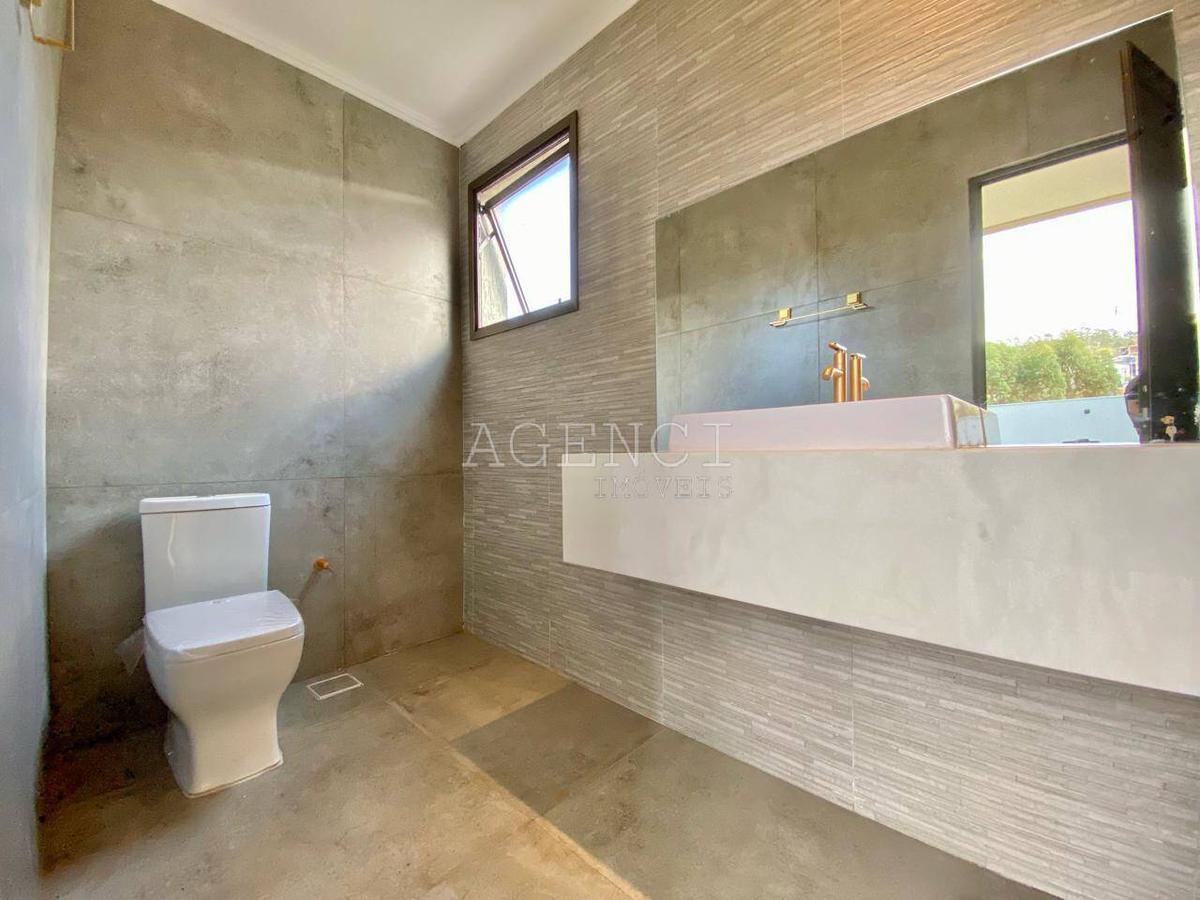 Casa, Alphaville - Lagoa dos Ingleses, 4 Quartos, 0 Vaga, 2 Suítes