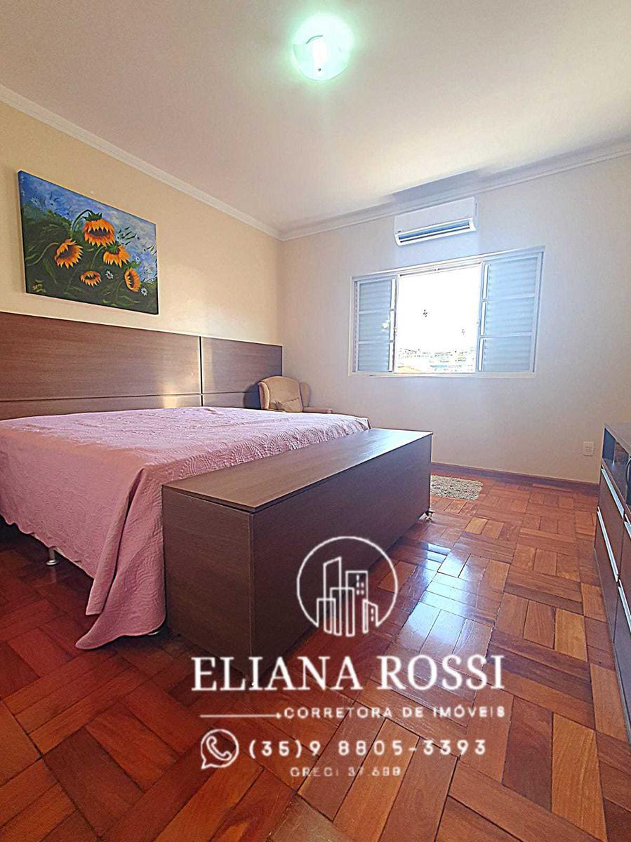 Casa, Campos Elíseos, 3 Quartos, 4 Vagas, 1 Suíte