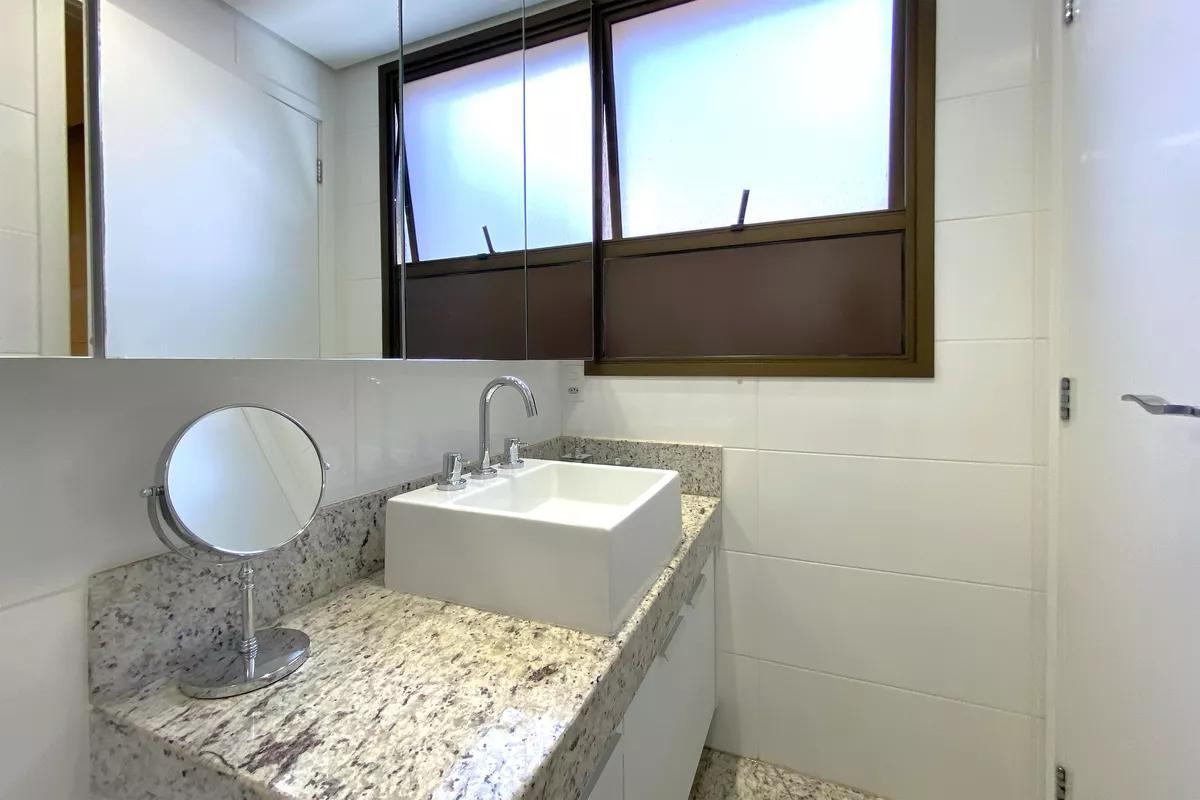 Apartamento, Funcionários, 2 Quartos, 2 Vagas, 2 Suítes
