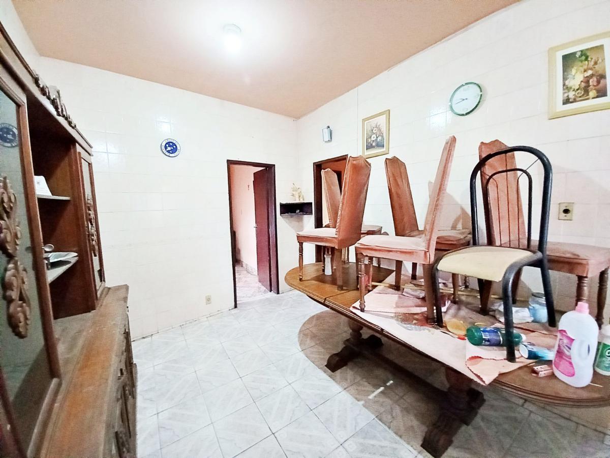 Casa, Caiçaras, 5 Quartos, 2 Vagas, 2 Suítes