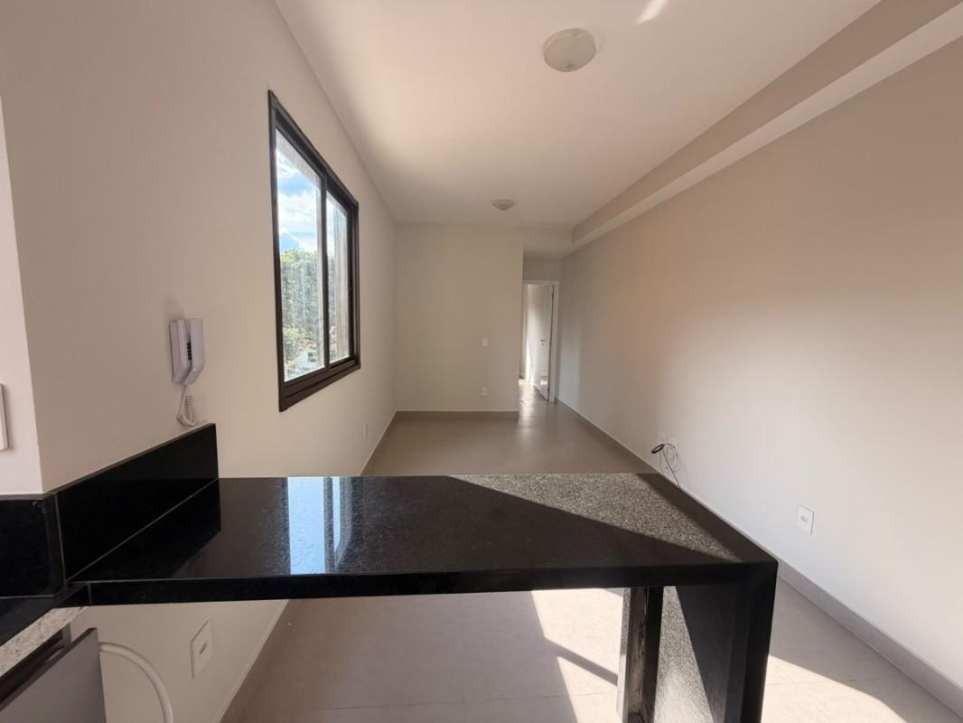 Apartamento, Floresta, 1 Quarto, 1 Vaga, 1 Suíte