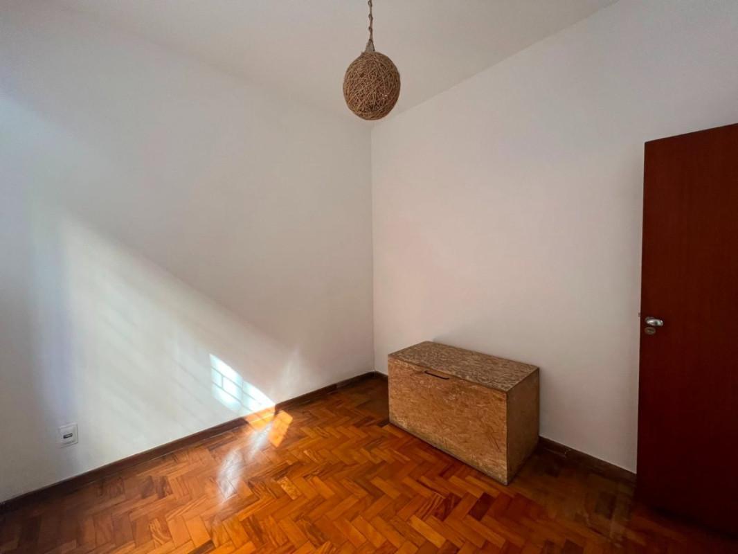 Apartamento, Sagrada Família, 2 Quartos, 1 Vaga