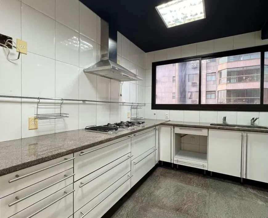Cobertura, Serra, 4 Quartos, 6 Vagas, 2 Suítes