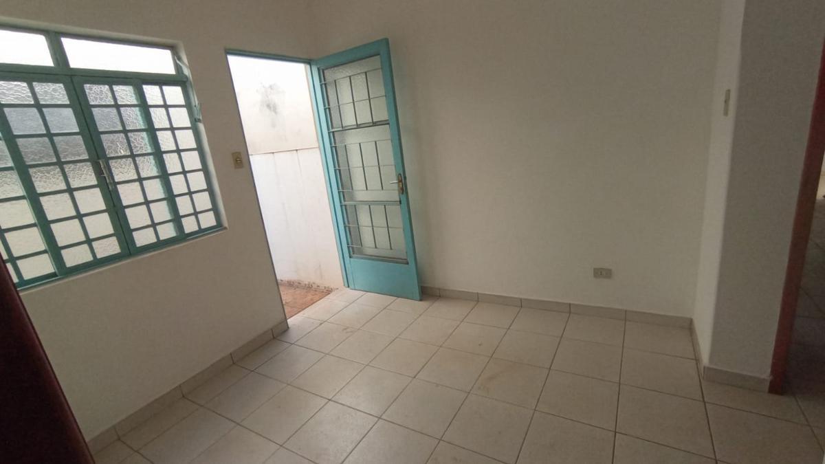 Casa, Centro, 3 Quartos, 0 Vaga