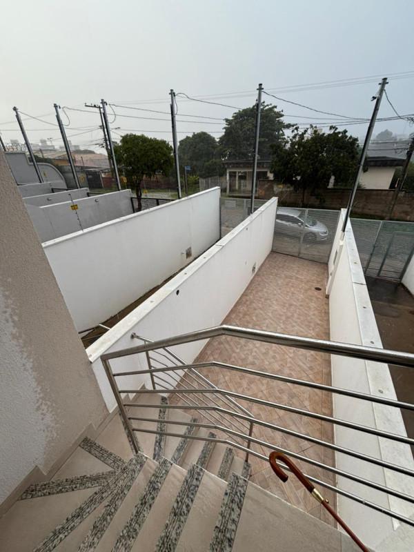 Casa, Santa Branca, 2 Quartos, 2 Vagas, 2 Suítes