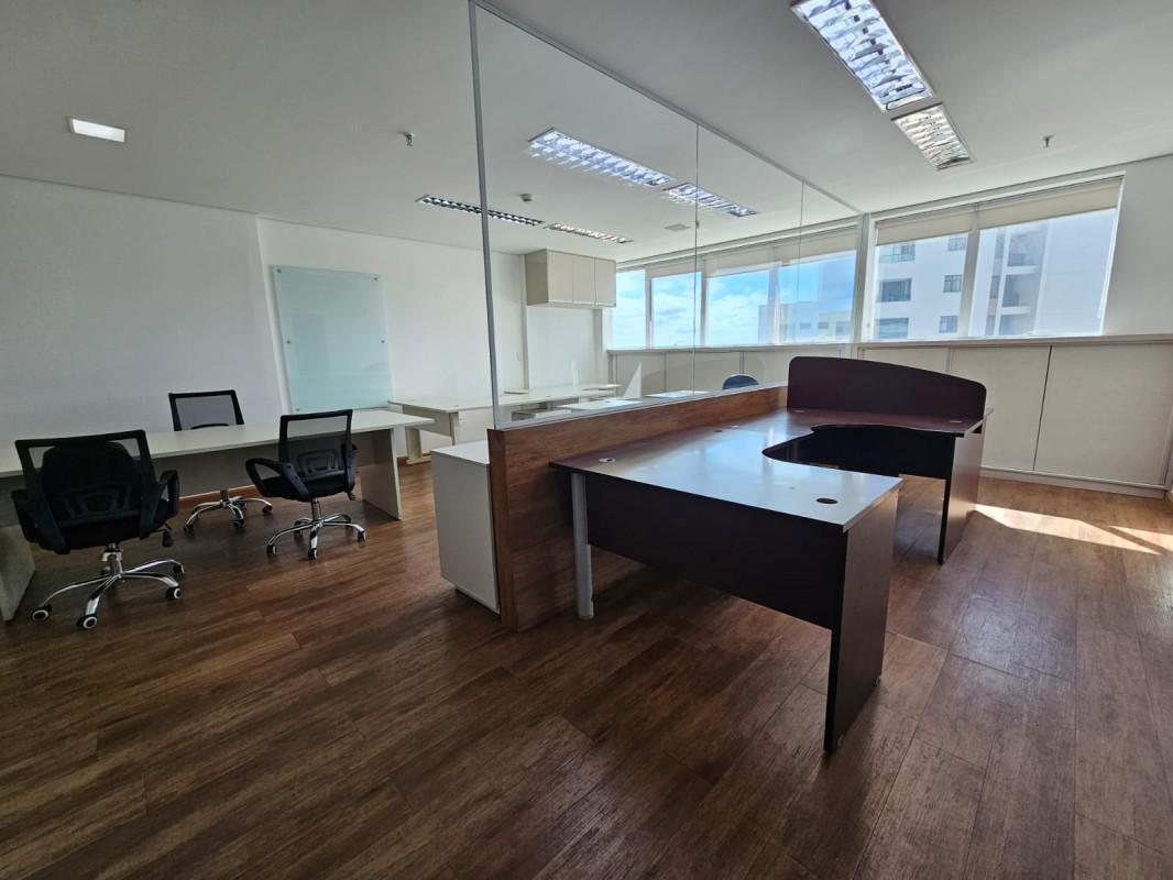 Sala, Vila da Serra, 0 Quarto, 2 Vagas
