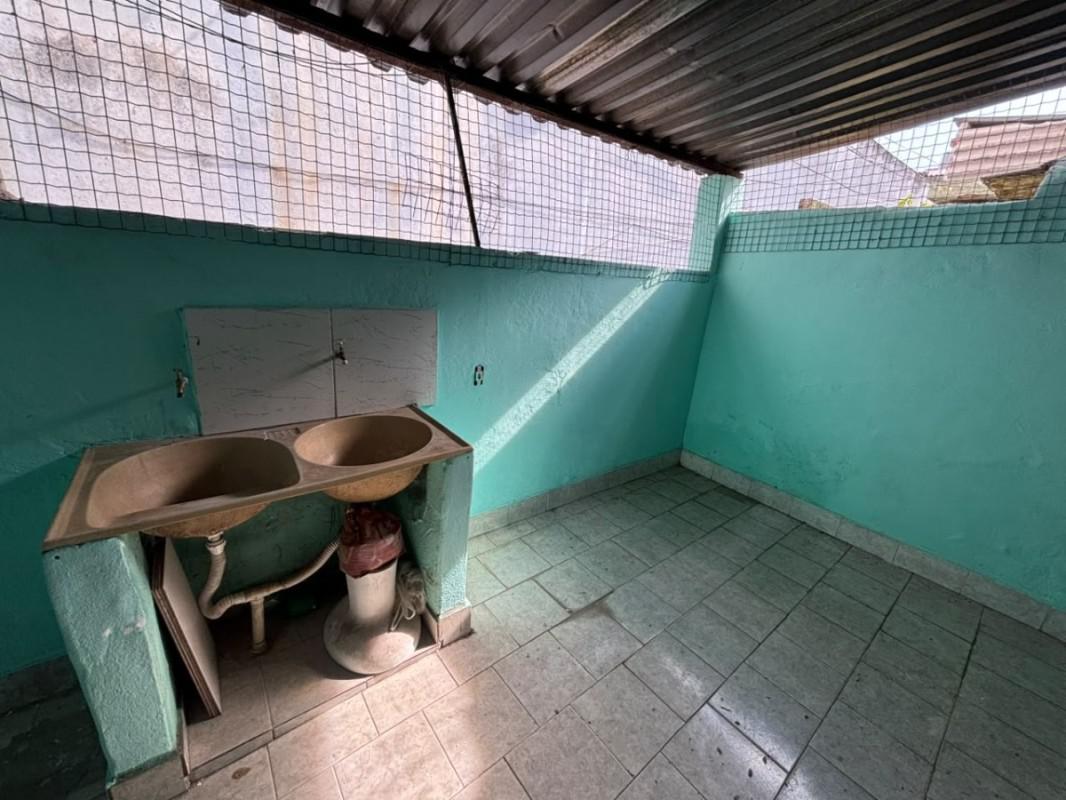 Casa, Sagrada Família, 4 Quartos, 0 Vaga