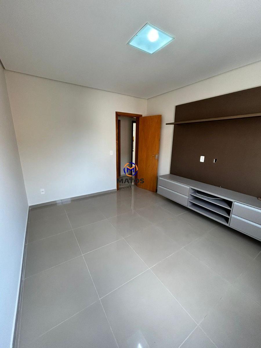 Casa, Asteca (são Benedito), 5 Quartos, 5 Vagas, 2 Suítes