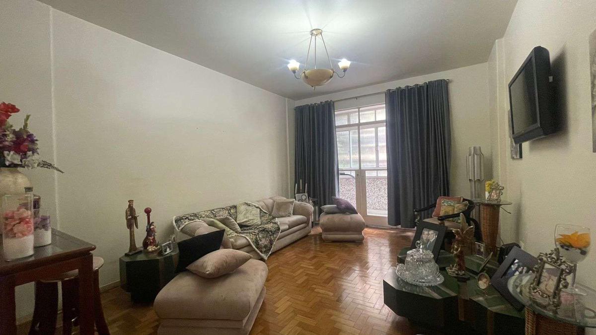 Apartamento, Centro, 4 Quartos, 0 Vaga, 1 Suíte