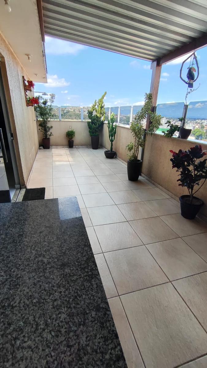 Cobertura, Arvoredo, 3 Quartos, 2 Vagas, 1 Suíte