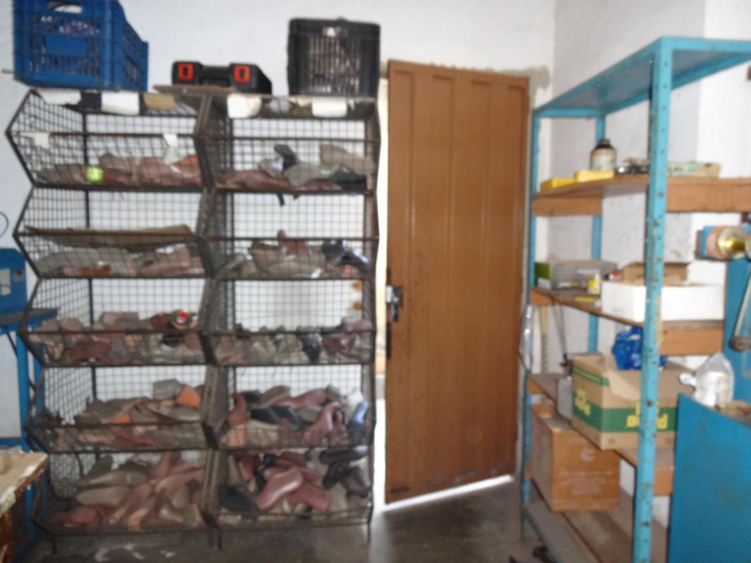 Galpão, Floramar, 0 Quarto, 2 Vagas