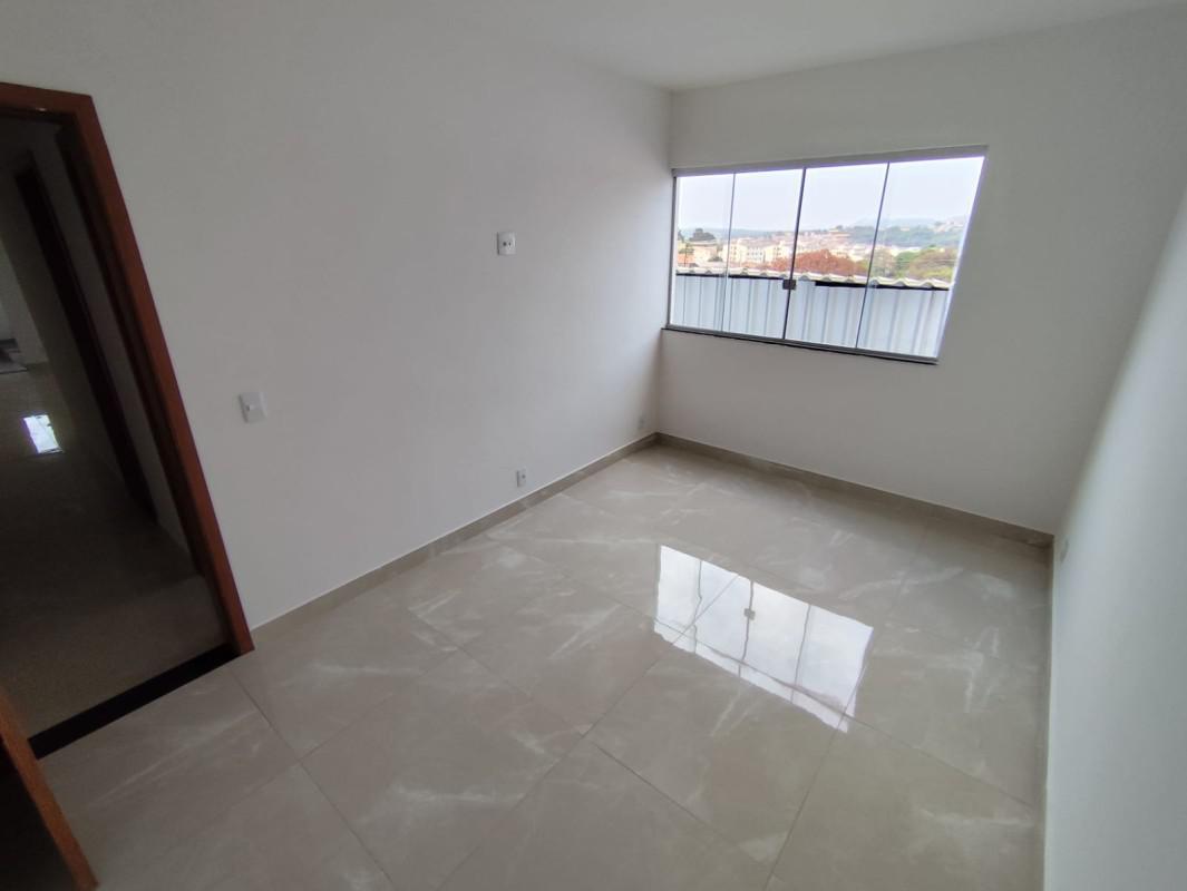 Casa, Alto das Flores, 2 Quartos, 1 Vaga, 1 Suíte