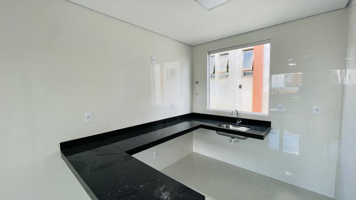 Cobertura, Pedra Azul, 3 Quartos, 2 Vagas