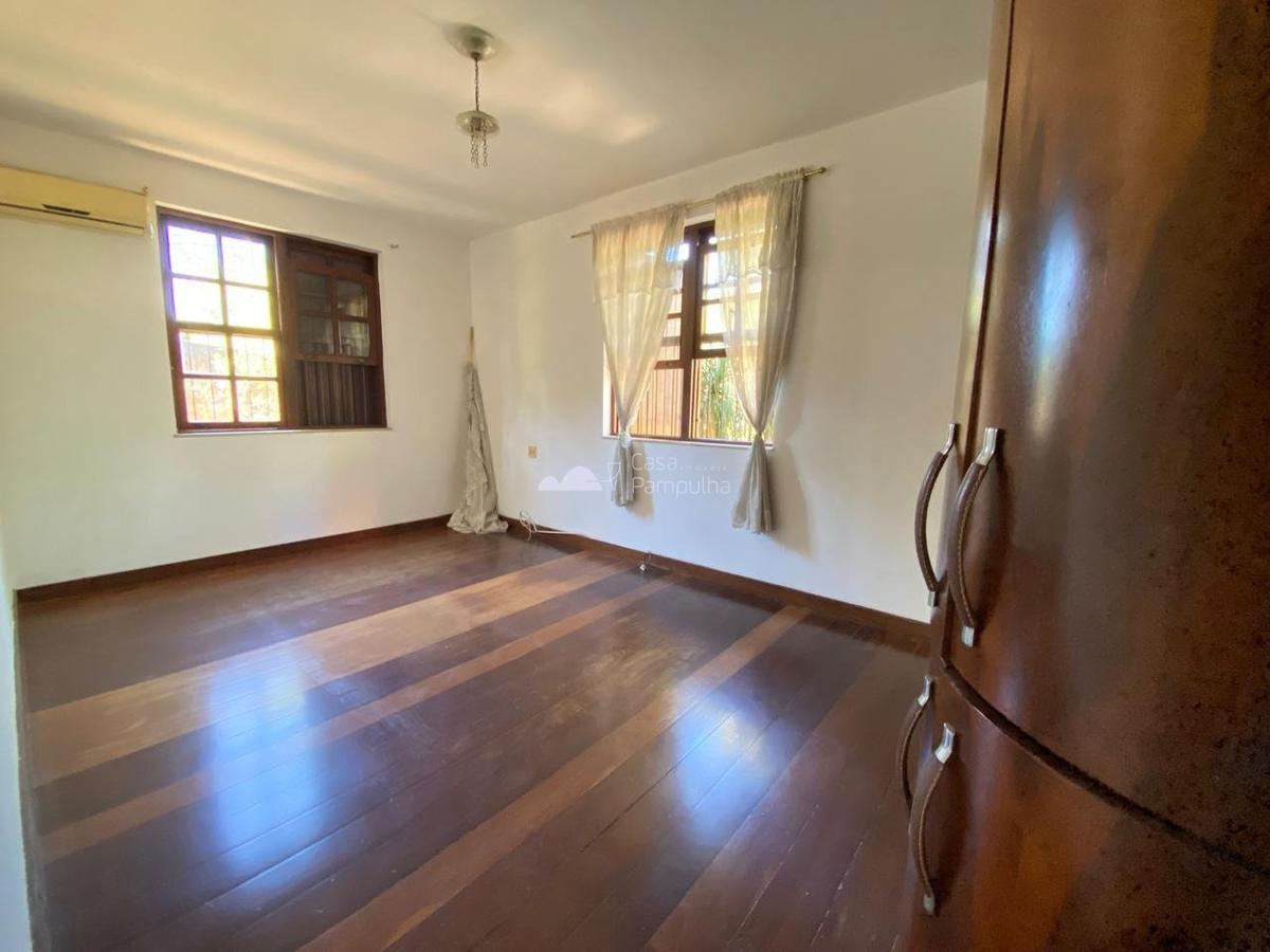 Casa, Braúnas, 3 Quartos, 8 Vagas, 1 Suíte