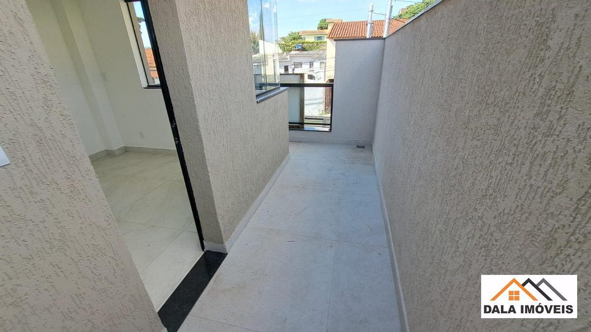 Casa, Santa Branca, 3 Quartos, 2 Vagas, 1 Suíte