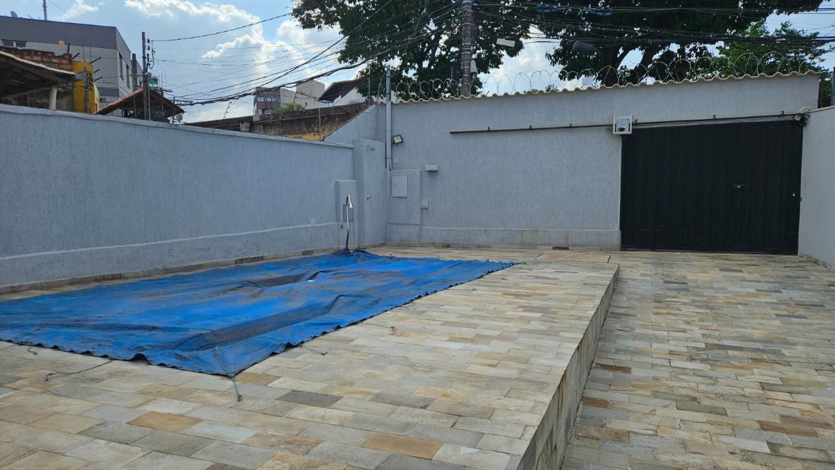 Casa, Eldorado, 3 Quartos, 6 Vagas, 1 Suíte