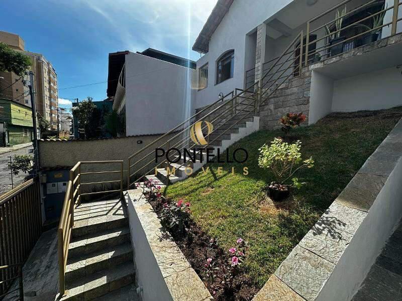 Casa, Nova Granada, 5 Quartos, 6 Vagas, 1 Suíte