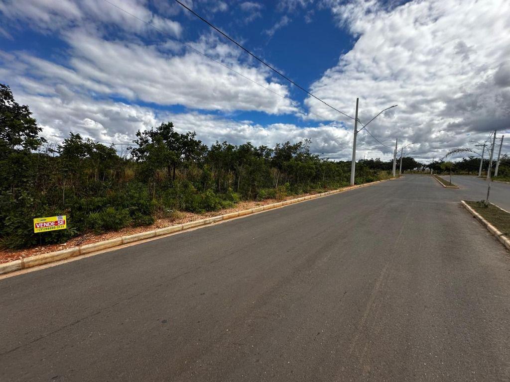 Lote, Centro, 0 Quarto, 0 Vaga