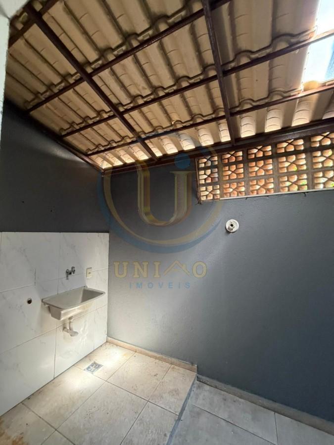 Casa, Novo Centro, 2 Quartos, 1 Vaga