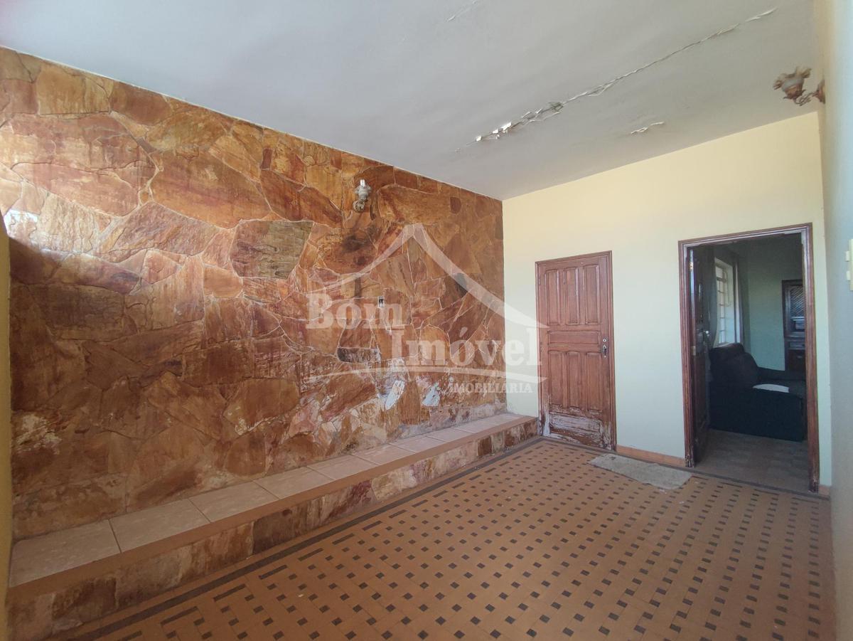 Casa, Centro, 4 Quartos, 1 Vaga, 1 Suíte