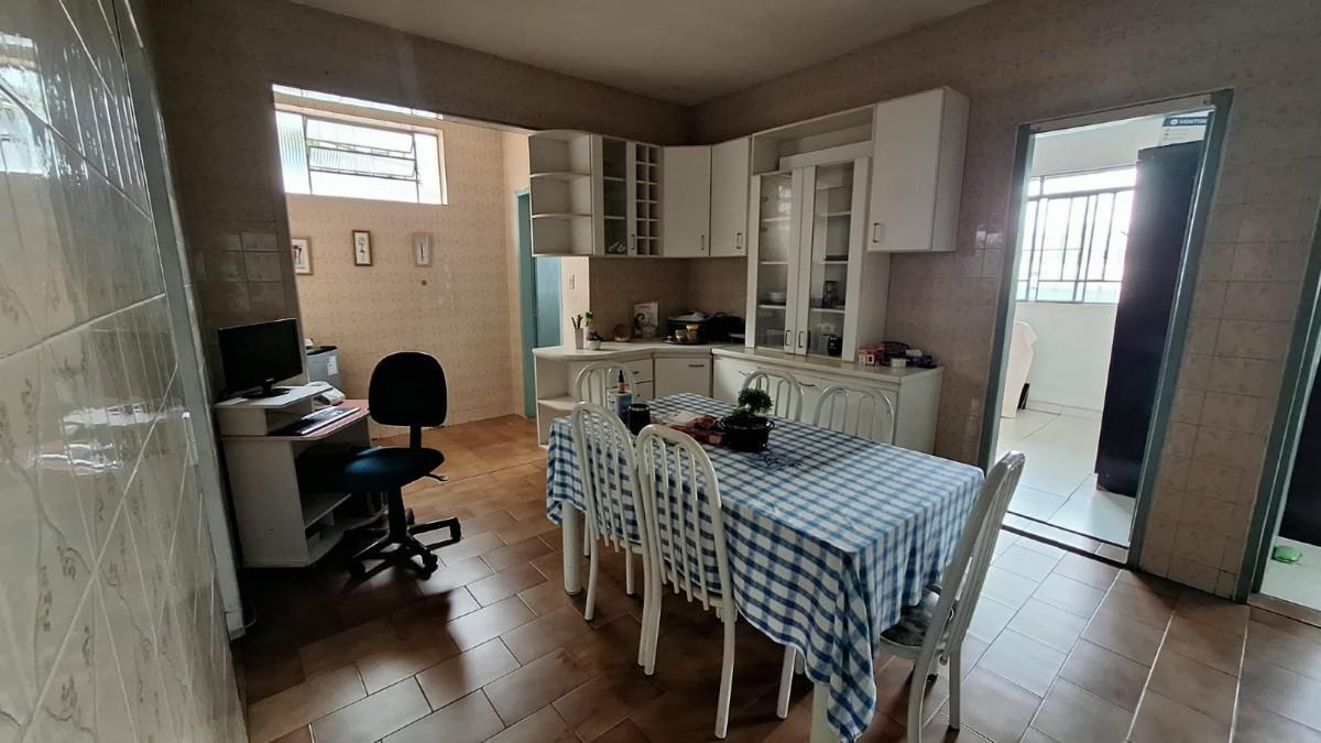 Casa, Industrial Itaú, 3 Quartos, 3 Vagas, 1 Suíte