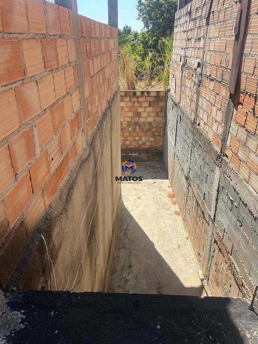 Casa, Castanheira, 2 Quartos, 8 Vagas