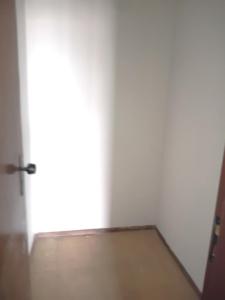 Sala, Barro Preto
