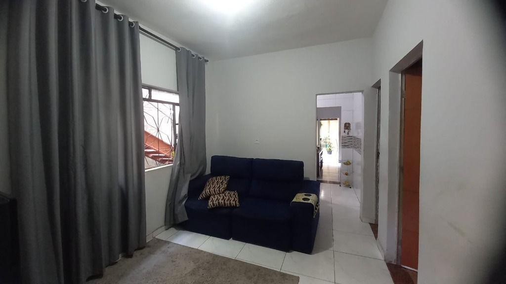 Casa, Vila Santo Antônio de Pádua, 4 Quartos, 0 Vaga