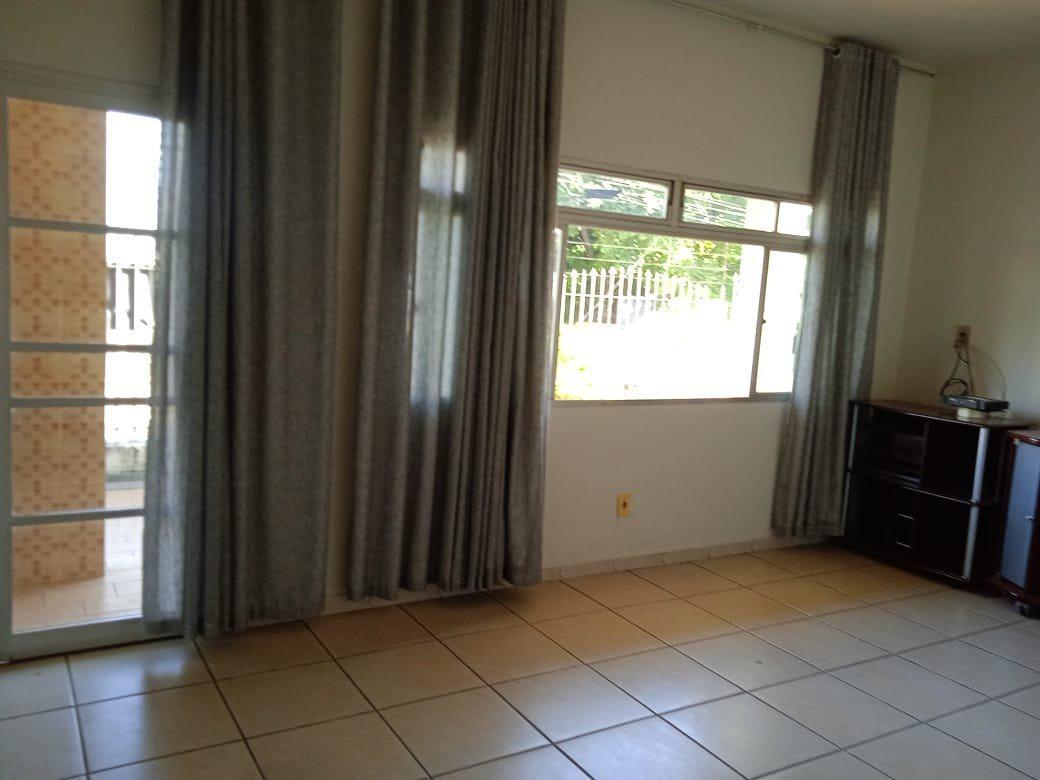 Casa, Nova Cachoeirinha, 3 Quartos, 2 Vagas, 1 Suíte