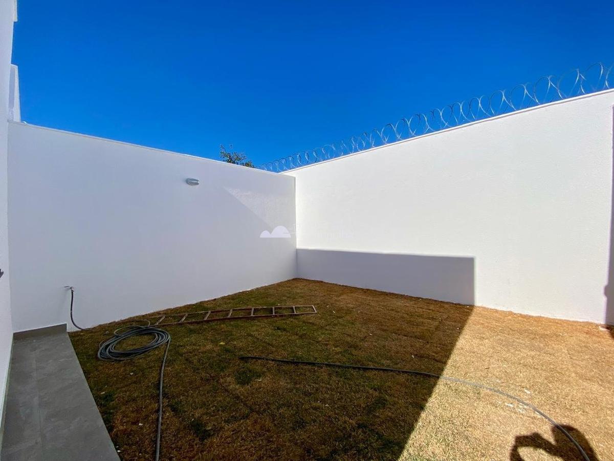 Casa, Novo Centro, 3 Quartos, 2 Vagas, 1 Suíte
