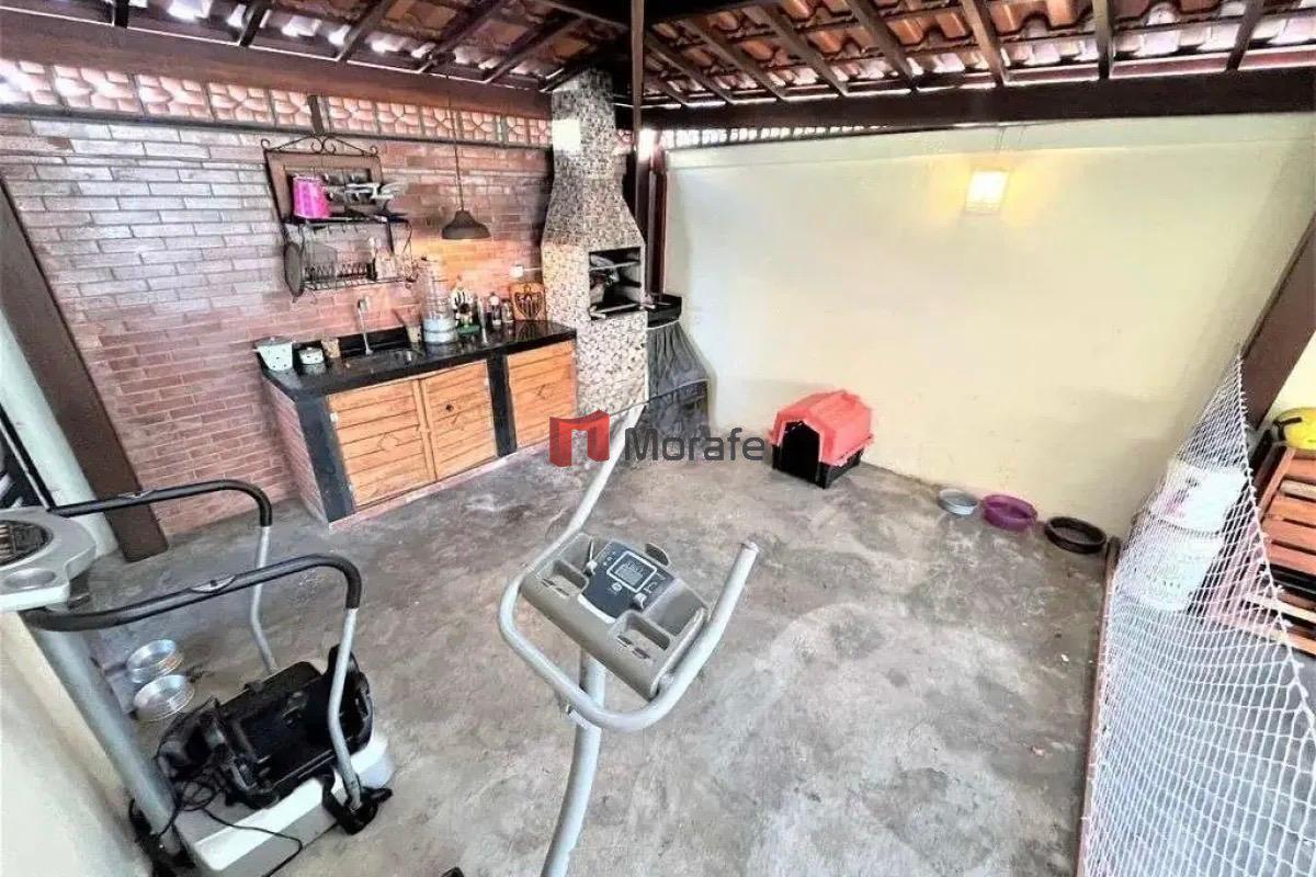 Casa, Santa Branca, 3 Quartos, 2 Vagas, 1 Suíte