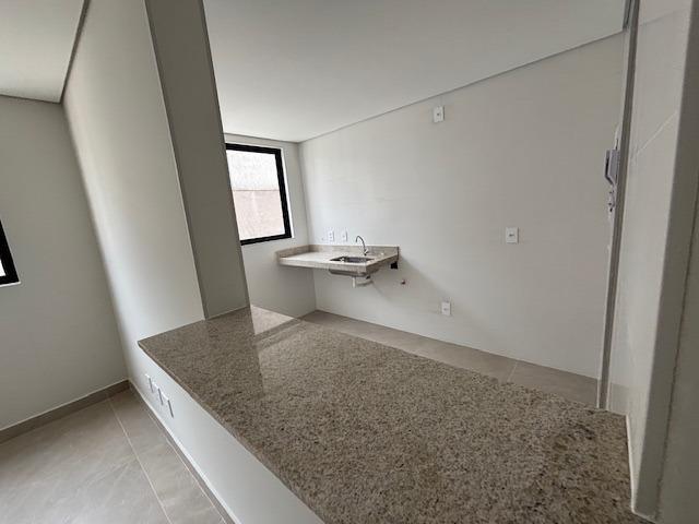 Apartamento, Sagrada Família, 2 Quartos, 2 Vagas, 2 Suítes