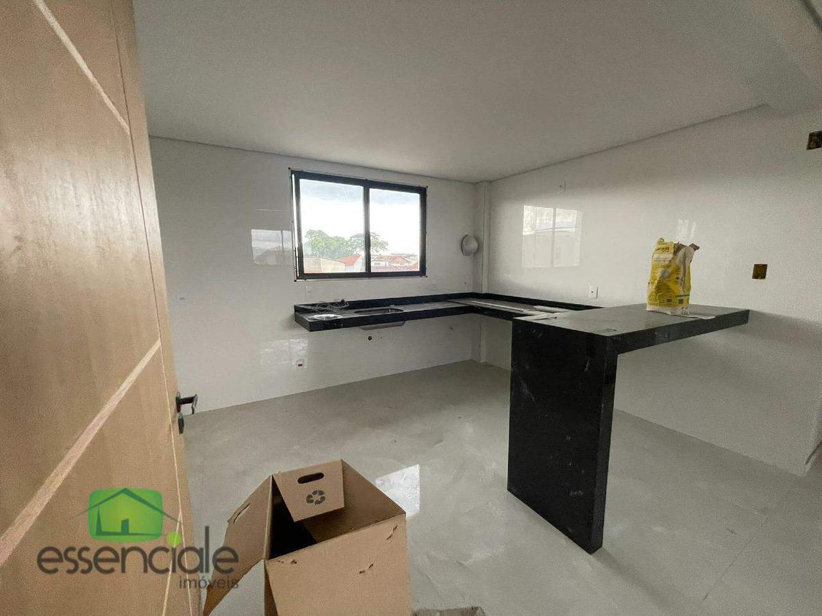 Cobertura, Santa Cruz Industrial, 4 Quartos, 3 Vagas