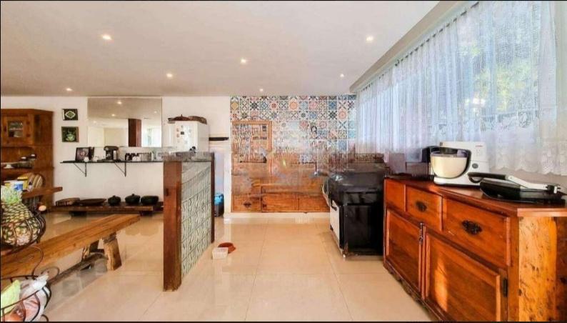 Casa, Retiro do Chalé, 5 Quartos, 4 Vagas, 2 Suítes