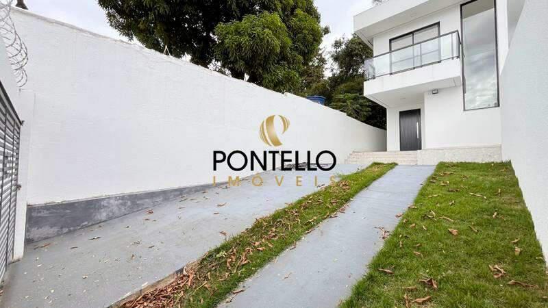 Casa, Santa Branca, 3 Quartos, 2 Vagas, 1 Suíte