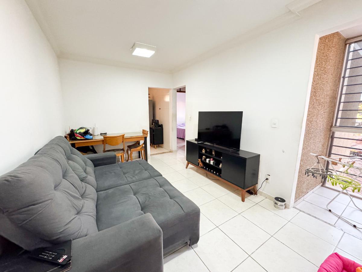 Apartamento, Parque Turistas, 2 Quartos, 1 Vaga