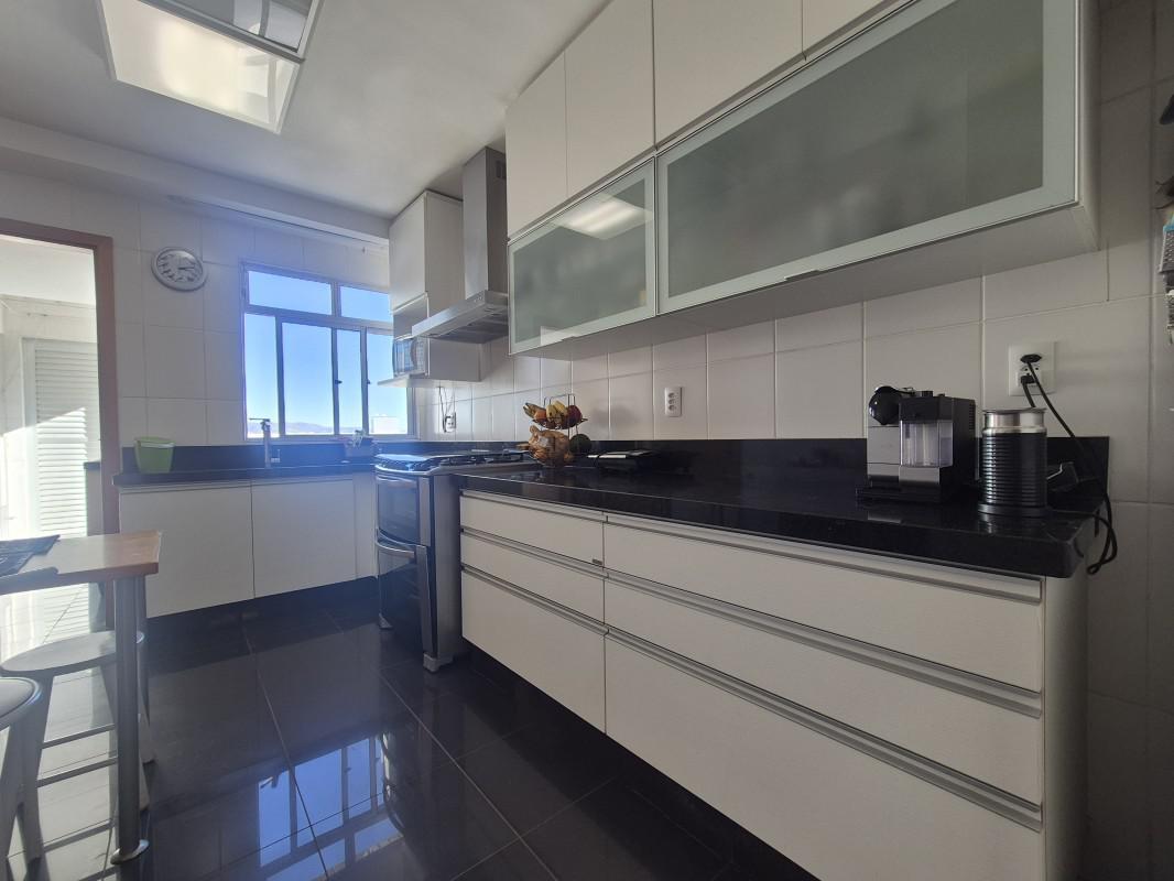 Apartamento, Grajaú, 4 Quartos, 3 Vagas, 2 Suítes