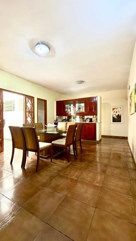 Casa, Santa Luiza, 4 Quartos, 3 Vagas, 2 Suítes