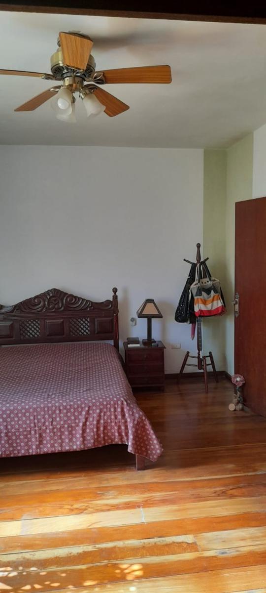 Casa, Arvoredo, 3 Quartos, 6 Vagas, 1 Suíte