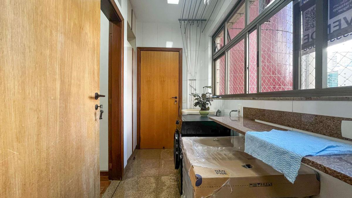 Apartamento, Funcionários, 3 Quartos, 2 Vagas, 1 Suíte