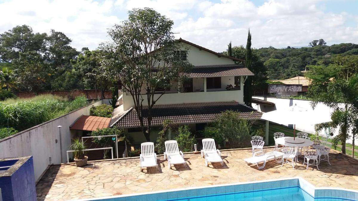 Casa, Braúnas, 6 Quartos, 4 Vagas, 2 Suítes