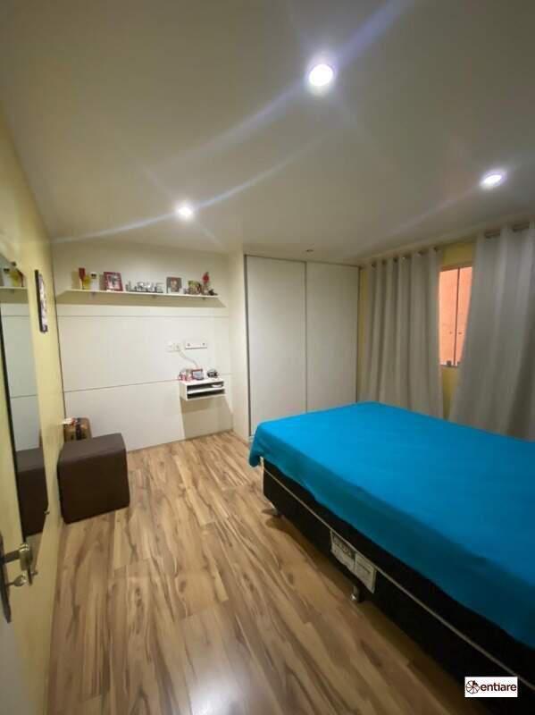 Casa, Belmonte, 4 Quartos, 5 Vagas, 1 Suíte